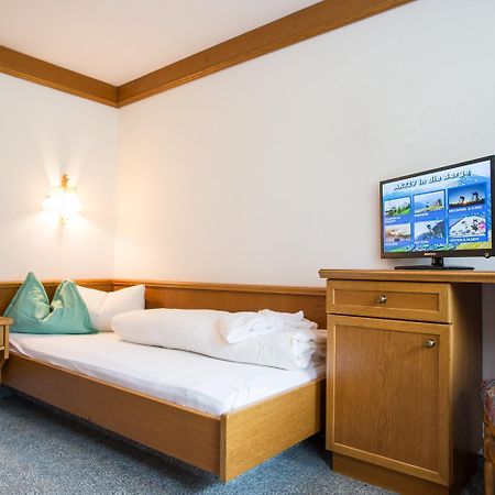 Alpenresidenz Ballunspitze - Kinderhotel Galtür Δωμάτιο φωτογραφία
