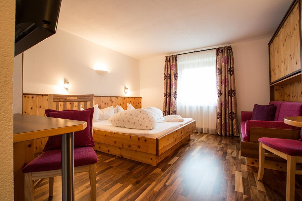Alpenresidenz Ballunspitze - Kinderhotel Galtür Δωμάτιο φωτογραφία